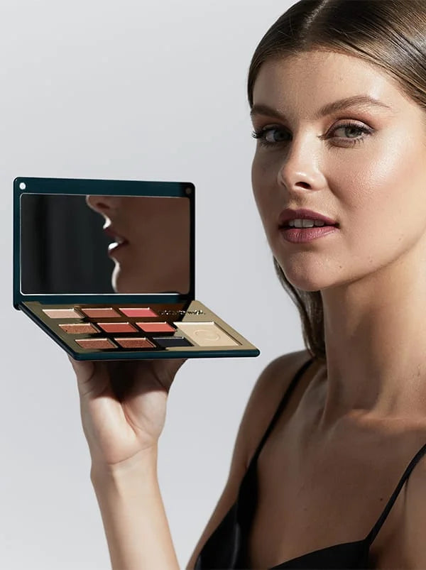 D’ L GLOW SIGNATURE PALETTE